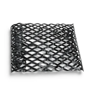 Hot Rolled Black Steel Expanded Metal Mesh Thickness 3.8 mm Width 1.22 m Length 1 m