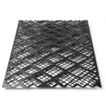 Hot Rolled Black Steel Expanded Metal Mesh Thickness 1.4 mm Width 2.44 m Length 7 m