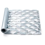 Galvanized Steel Expanded Metal Mesh Thickness 2.8 mm Width 2.44 M Length 1 M