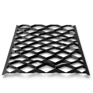 Hot Rolled Black Steel Expanded Metal Mesh Thickness 2.8 mm Width 2.44 m Length 5 m