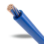 لفة سلك كهرباء نحاس مجدول 4 مم2 450/750 فولت عزل PVC لون أزرق