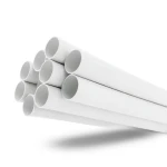 مواسير بلاستيك UPVC ضغط 13.8 بار مقاس 1 1/4 إنش سمك 2.01 مم لون أبيض