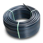 لفة أنابيب بلاستيك HDPE ضغط 12.5 بار PE 100 قطر خارجي 50 مم SDR 11 أسود مع خطوط زرقاء