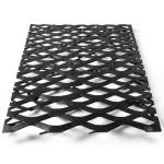 Hot Rolled Black Steel Expanded Metal Mesh Thickness 2.8 mm Width 1.22 m Length 3 m