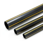 أنابيب بلاستيك HDPE ضغط 4.8 بار PE 80 قطر خارجي 355 مم سماكة 20.2 مم أسود مع خطوط صفراء