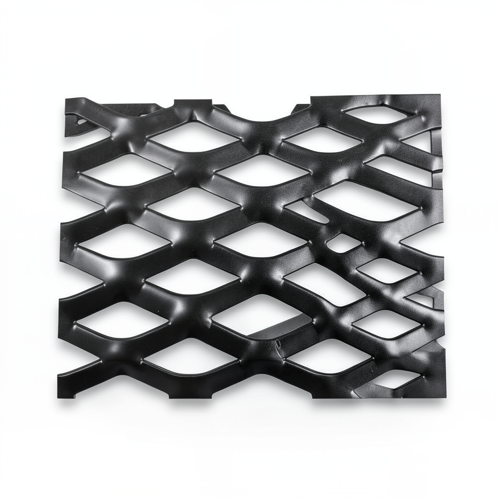 Hot Rolled Black Steel Expanded Metal Mesh Thickness 6 mm Width 1.22 m Length 7 m