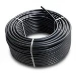 لفة أنابيب بلاستيك HDPE ضغط 12.5 بار PE 100 قطر خارجي 32 مم سمك SDR 13.6 لون أسود