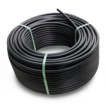 لفة أنابيب HDPE ضغط 8 بار PE 80 قطر خارجي 75 مم SDR 17 لون أسود