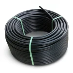 لفة أنابيب HDPE ضغط اسمي 8 بار PE 80 قطر خارجي 50 مم SDR 17 لون أسود