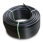 لفة أنابيب HDPE ضغط 10 بار PE 80 قطر خارجي 110 مم SDR 13.6 لون أسود