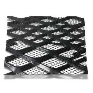 Hot Rolled Black Steel Expanded Metal Mesh Thickness 1.7 mm Width 2.44 m Length 5 m