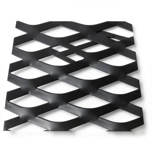 Hot Rolled Black Steel Expanded Metal Mesh Thickness 2.3 mm Width 2.44 m Length 6 m