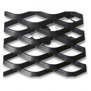Hot Rolled Black Steel Expanded Metal Mesh Thickness 2.8 mm Width 2.44 m Length 3 m