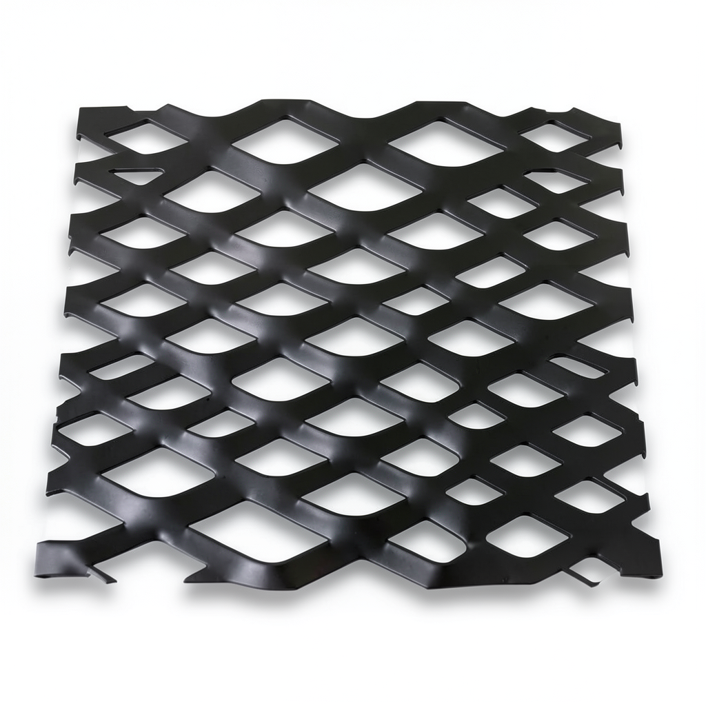 Hot Rolled Black Steel Expanded Metal Mesh Thickness 3.8 mm Width 2.44 m Length 6 m
