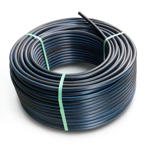 لفة أنابيب HDPE ضغط 6 بار PE 80 قطر خارجي 110 مم SDR 22 أسود مع خطوط زرقاء