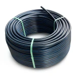 لفة أنابيب HDPE ضغط 6 بار PE 80 قطر خارجي 50 مم SDR 22 أسود مع خطوط زرقاء