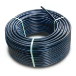 لفة أنابيب HDPE ضغط 6 بار PE 80 قطر خارجي 160 مم SDR 22 أسود مع خطوط زرقاء