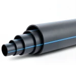 مواسير HDPE ضغط 8 بار PE 80 قطر خارجي 500 مم SDR 17 لون أسود مع خط أزرق