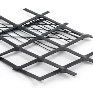 Hot Rolled Black Steel Expanded Metal Mesh Thickness 1.5 mm Width 2.44 m Length 6 m