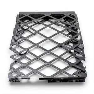Hot Rolled Black Steel Expanded Metal Mesh Thickness 2.3 mm Width 1.22 m Length 5 m