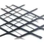 Hot Rolled Black Steel Expanded Metal Mesh Thickness 2.3 mm Width 2.44 m Length 6 m
