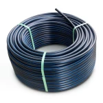 لفة أنابيب HDPE ضغط 12.5 بار PE 80 قطر خارجي 160 مم SDR 11 أسود مع خط أزرق