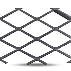 Hot Rolled Black Steel Expanded Metal Mesh Thickness 3.8 mm Width 1.22 m Length 7 m