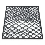 شبك حديد اسود بقلاوة تجاري سمك 1.4 مم عرض 2.44 متر طول 3 متر