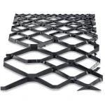 Hot Rolled Black Steel Expanded Metal Mesh Bahri 1.4 mm Thickness 1.22 m Width 7 m Length