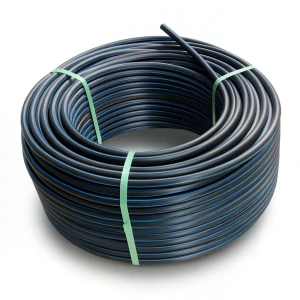 لفة أنابيب HDPE ضغط 10 بار PE 100 قطر خارجي 125 مم SDR 17 لون أسود مع خط أزرق