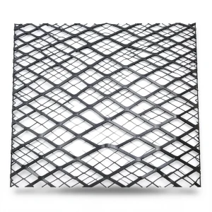 Hot Rolled Black Steel Expanded Metal Mesh Thickness 3 mm Width 2.44 M Length 3 m