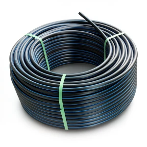 لفة أنابيب HDPE ضغط 10 بار PE 100 قطر خارجي 125 مم SDR 17 لون أسود مع خط أزرق