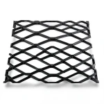 Hot Rolled Steel Expanded Metal Mesh 2.8 mm Thickness 2.44 m Width 7 m Length, Black