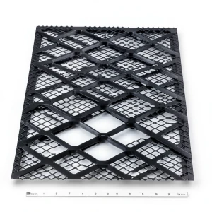 Hot Rolled Black Steel Expanded Metal Mesh Bahri 3.8 mm Thickness 2.44 m Width 7 m Length