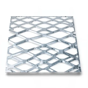 Galvanised Steel Expanded Metal Mesh Bahri 1.4 mm Thickness 1.22 m Width 6 m Length