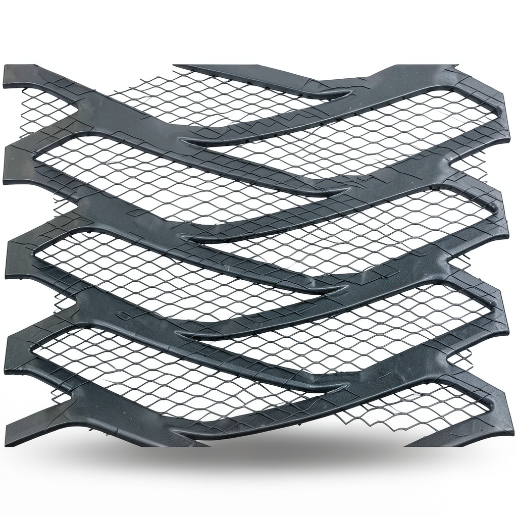 Hot Rolled Expanded Metal Mesh Momawaj Thickness 4.8 mm Width 1.22 m Length 6 m