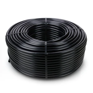 لفة أنابيب HDPE ضغط اسمي 6 بار PE 80 قطر خارجي 90 مم سمك 5.1 مم لون أسود