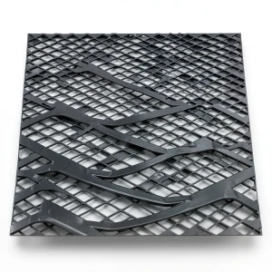 Hot Rolled Expanded Metal Momawaj Thickness 1.4 mm Size 2.44×3 meter Black Steel