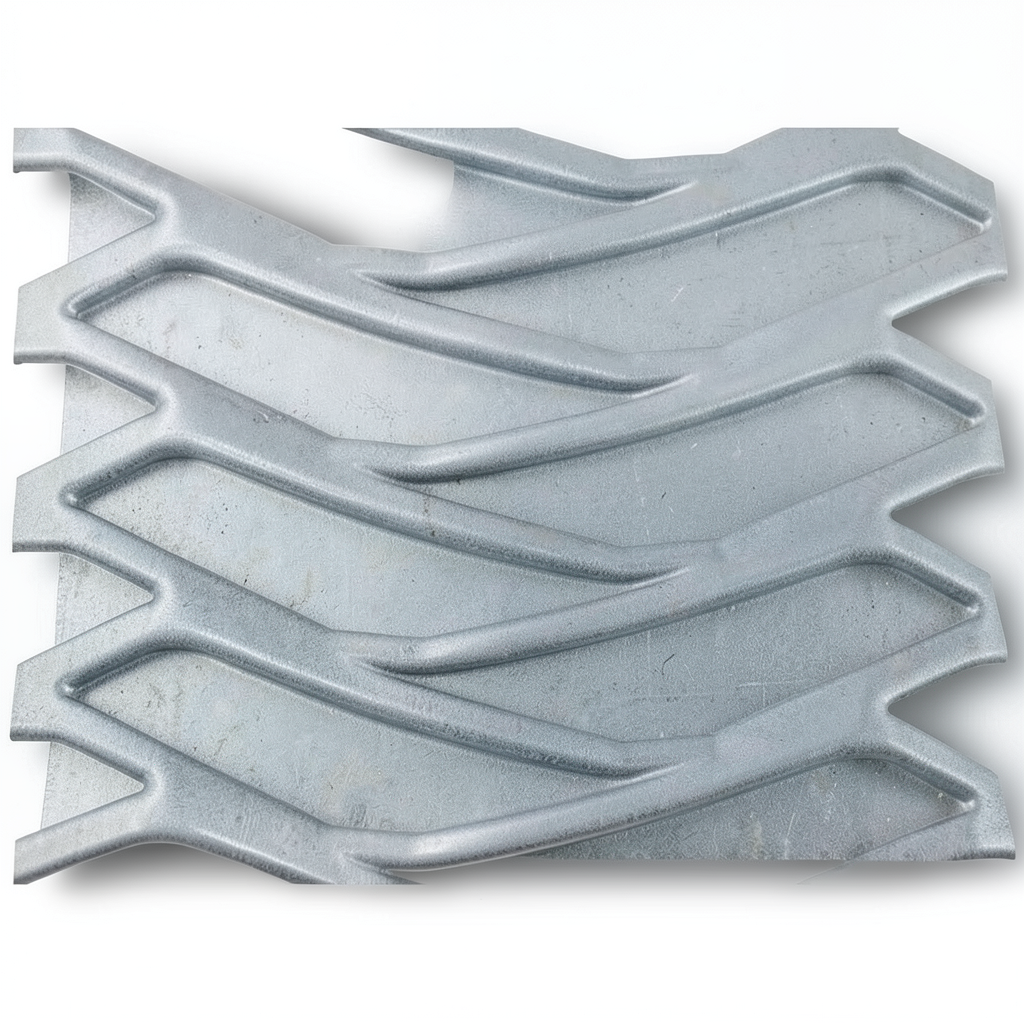 Hot Rolled Expanded Sheet Momawaj Thickness 1.5 mm Size 2.44×4 meter