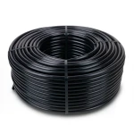 لفة أنابيب بلاستيك HDPE ضغط 3.2 بار PE 80، قطر خارجي 90 مم، سماكة 2.8 مم، أسود
