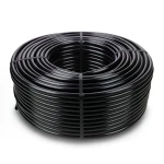 لفة أنابيب HDPE ضغط اسمي 10 بار PE 80 قطر خارجي 20 مم سمك 1.9 مم لون أسود