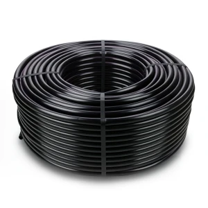 لفة أنابيب HDPE ضغط اسمي 10 بار PE 80 قطر خارجي 20 مم سمك 1.9 مم لون أسود