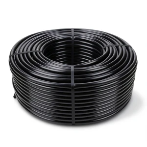 لفة أنابيب بلاستيك HDPE ضغط 4 بار PE 80، قطر خارجي 90 مم، سماكة 3.5 مم، أسود