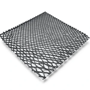 شبك بقلاوة حديد اسود مموج سماكة 1.7 mm مقاس 2.44×5 meter