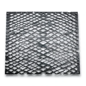 Hot Rolled Expanded Metal Mesh Momawaj Thickness 1.8 mm Size 2.44×7 meter
