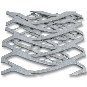 Hot Rolled Flattened Expanded Metal Momawaj Form Thickness 2.8 mm Size 2.44×5 m