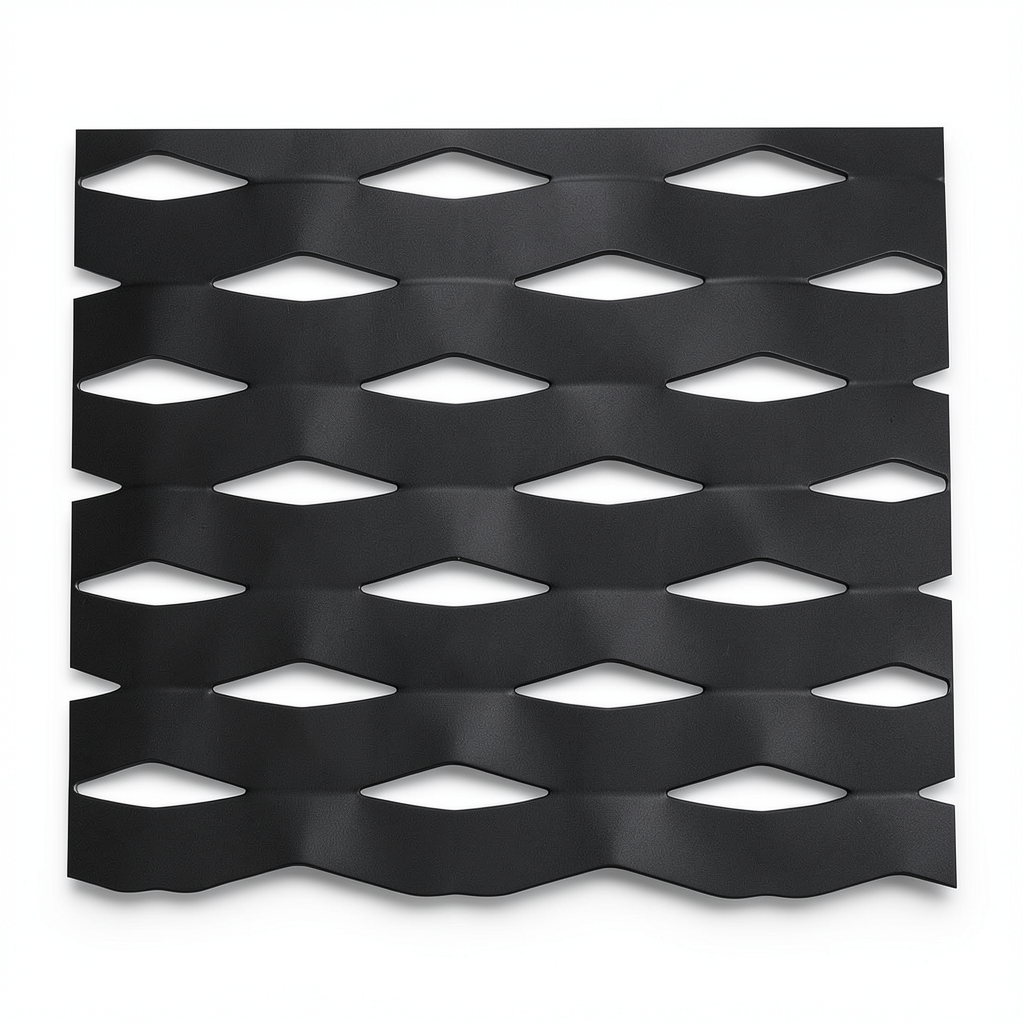 Hot Rolled Expanded Metal Mesh Thickness 1.7 mm Width 1.22 M Length 2 M