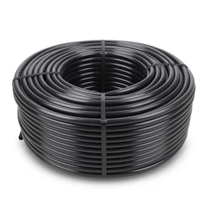 لفة أنابيب HDPE ضغط اسمي 4 بار PE 80 قطر 50 مم SDR 33 لون أسود