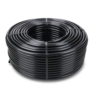 لفة أنابيب HDPE ضغط 12.5 بار PE 80 قطر 20 مم SDR 11 سمك 1.9 ملم أسود