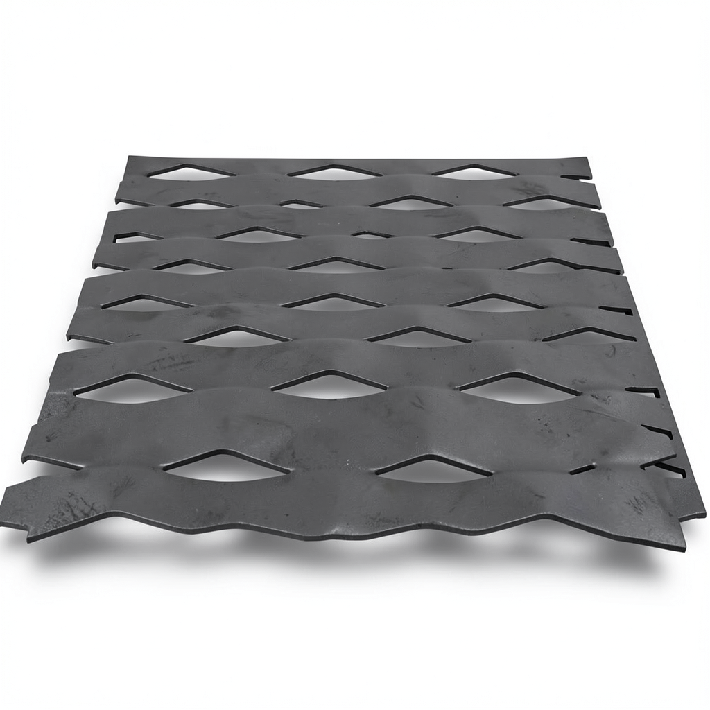 Hot Rolled Expanded Metal Mesh Thickness 2 mm, Width 1.22 M, Length 4 M